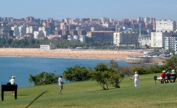 Valdenoja-Sardinero Apartment Suite Beach ซานตานเดร์ ภายนอก รูปภาพ