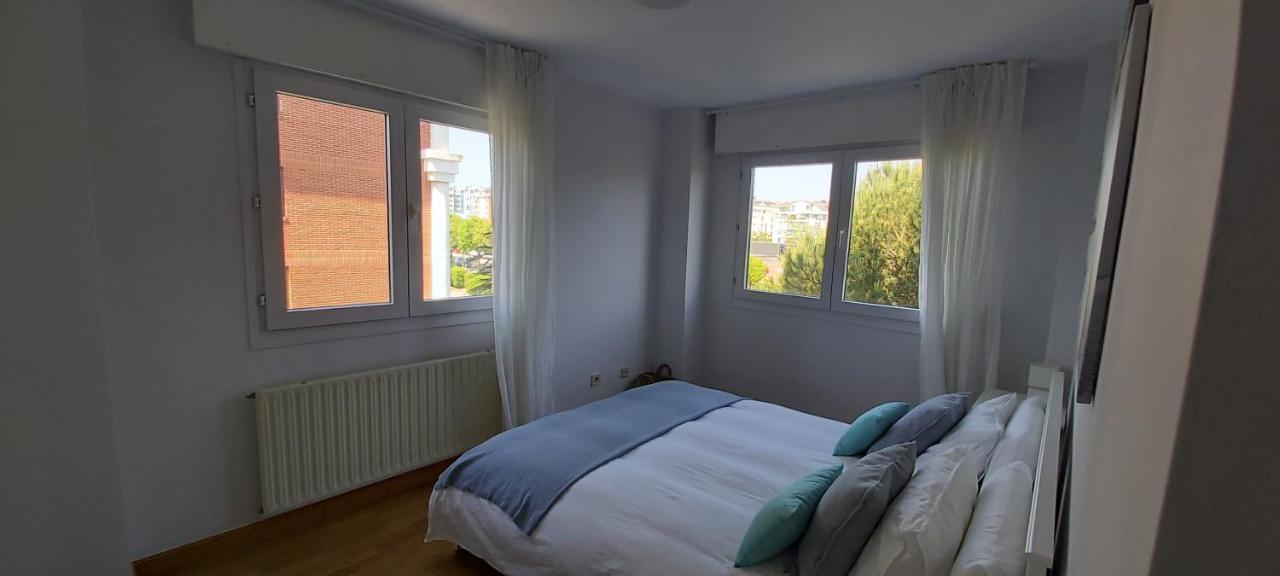 Valdenoja-Sardinero Apartment Suite Beach ซานตานเดร์ ภายนอก รูปภาพ